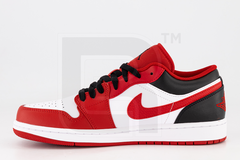 Jordan 1 Low "Bulls"