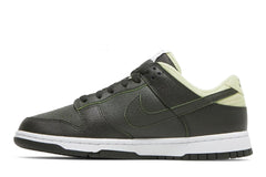 Nike Dunk Low "Avocado" (W)