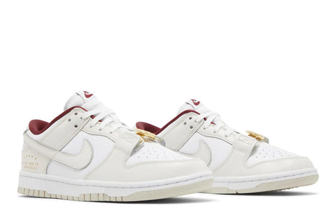 Nike Dunk Low SE "Just Do It White Phantom" (W)