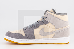 Jordan 1 Mid SE "Coconut Milk Particle Grey"